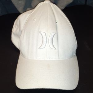 Hurley white flex fit s/m hat